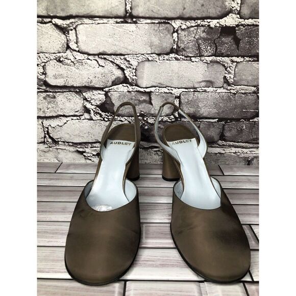 Audley Taupe Satin Fabric Closed Slingback Dress Block Heels Women 38.5EU/8M US - Picture 8 of 16